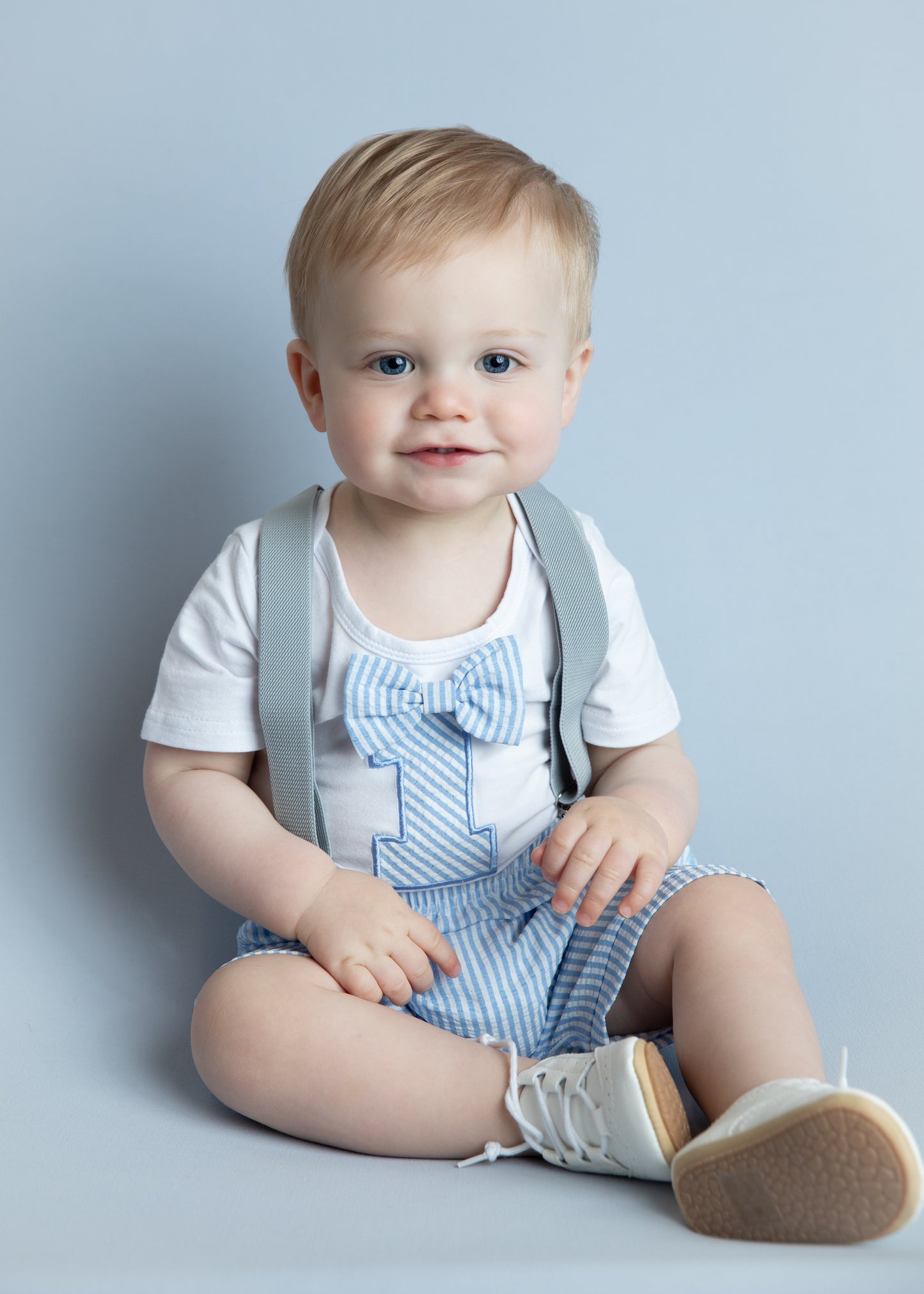 Blue backdrop/swaddle plus free education membership