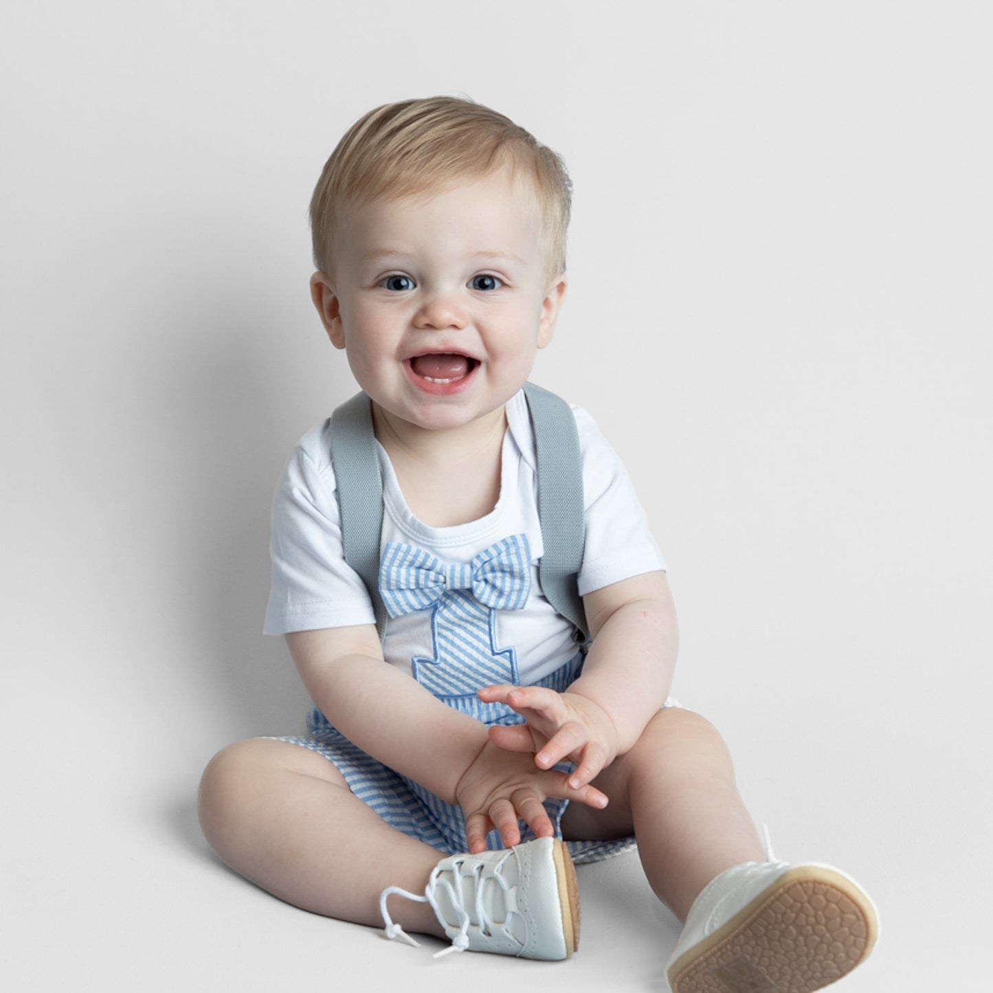 Lilac Backdrop and swaddle